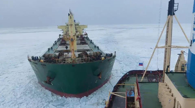 В морском порту Ванино завершен период ледокольных проводок