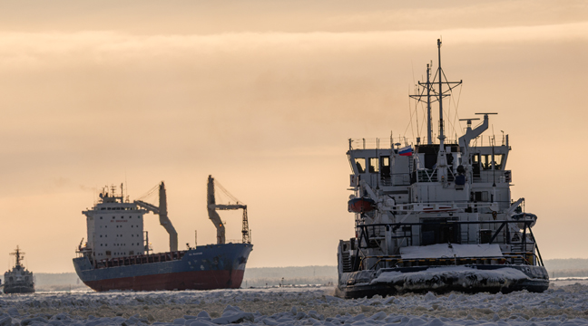 В акватории морского порта Архангельск и в Белом море завершились ледокольные проводки
