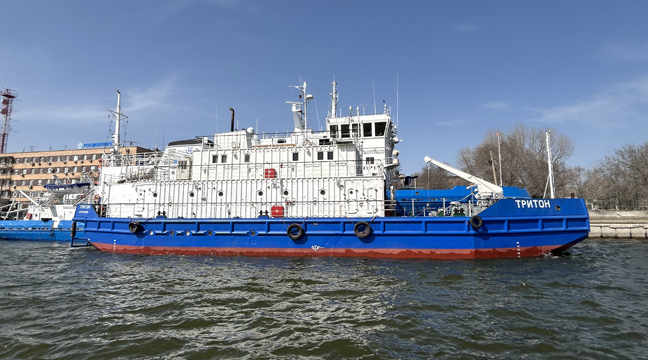 Вспомогательное судно «Тритон» пополнило флот Астраханского филиала
