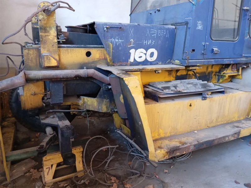 Дизельный погрузчик KOMATSU FD-160 Дизельный погрузчик KOMATSU FD-160