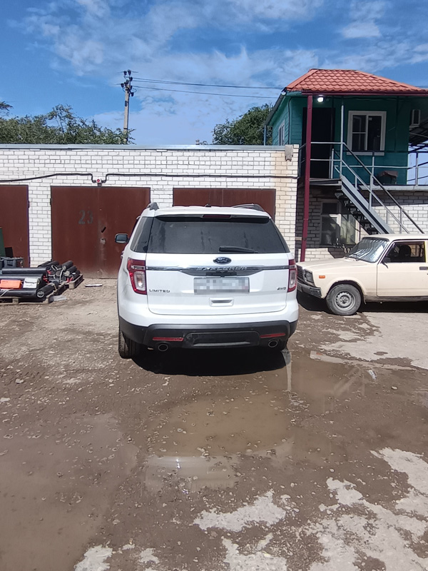 Автомобиль Ford Explorer («Форд Эксплорер») Автомобиль Ford Explorer («Форд Эксплорер»)